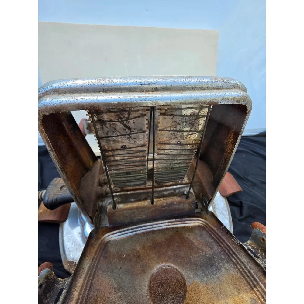 Vintage Chrome Electric Toaster Works!! Brown Handles 2 slice